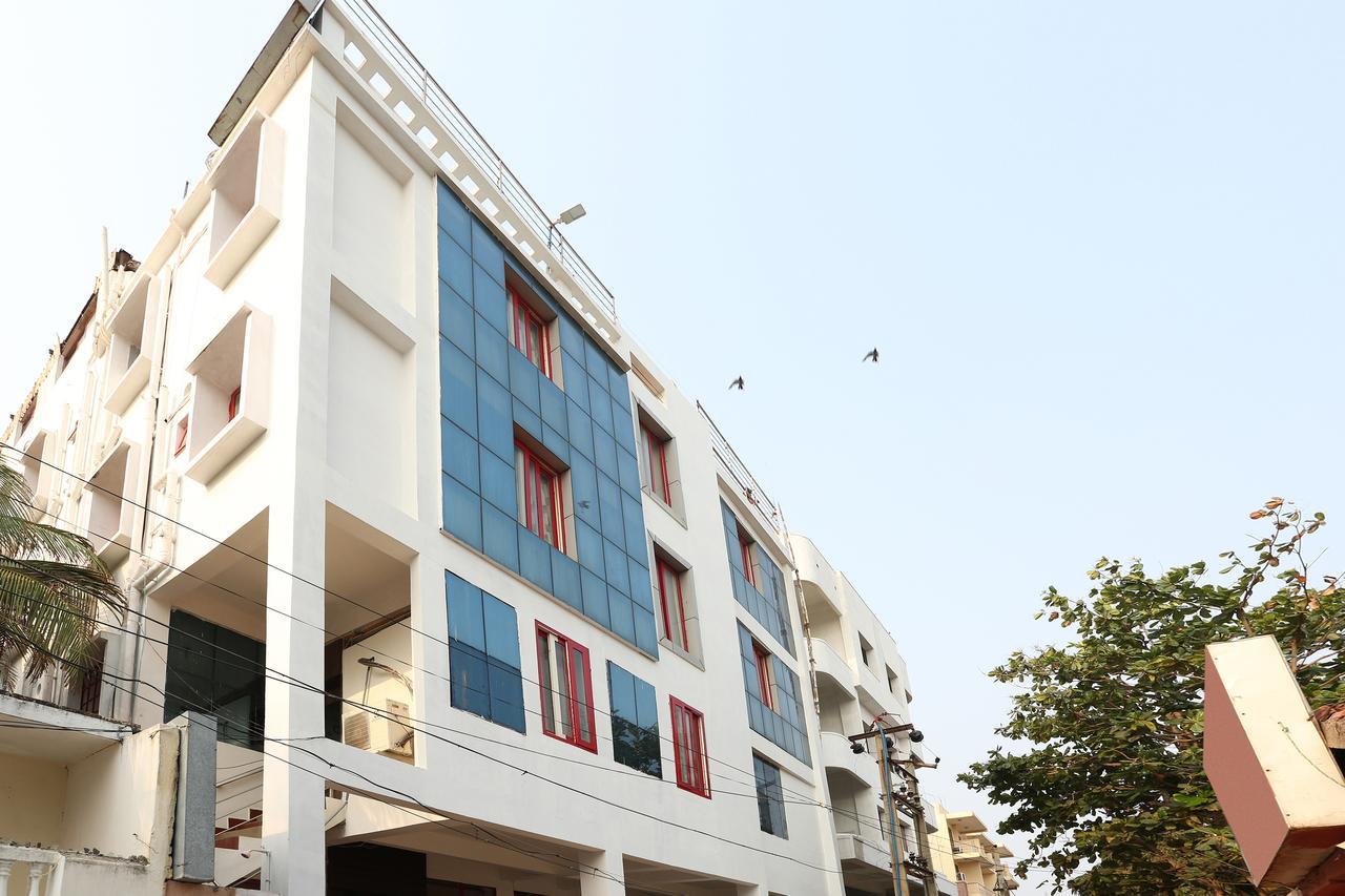 Oyo 3345 Shubham Beach Hotel Puri Exterior foto
